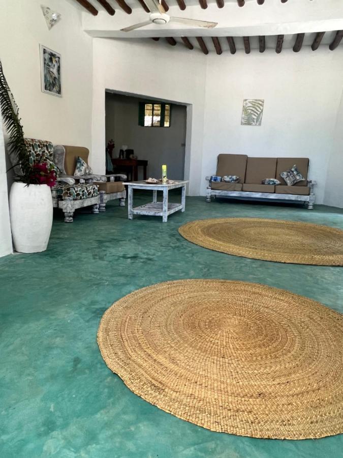 Duara Beach House Hotell Paje Eksteriør bilde