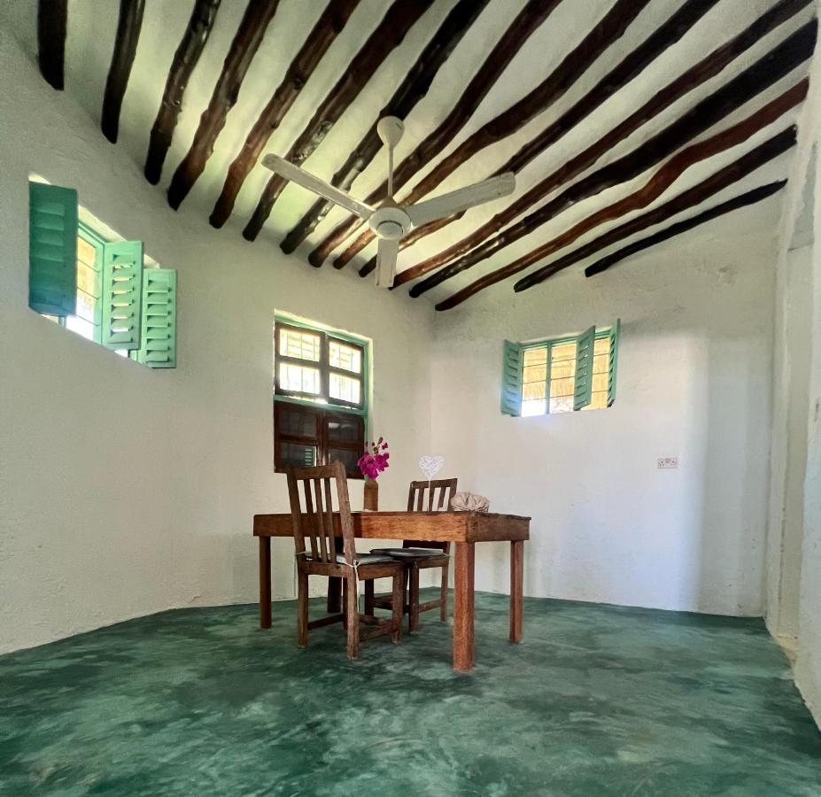 Duara Beach House Hotell Paje Eksteriør bilde